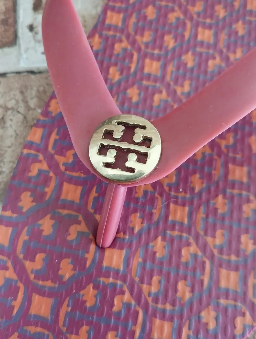 Pre-owned Tory Burch Lattice T Flip Flops